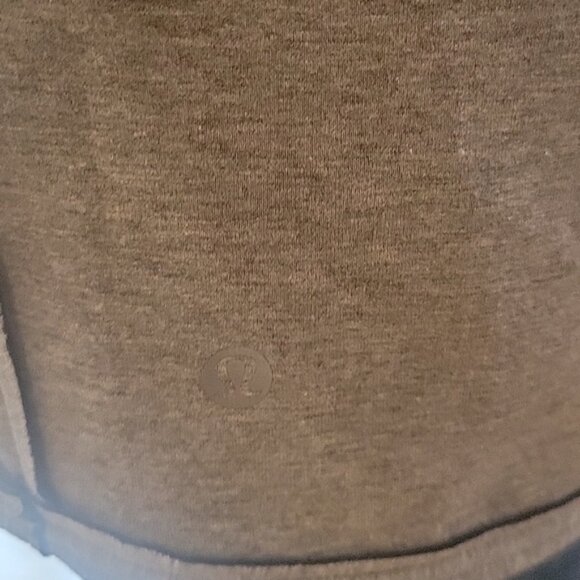 Lululemon & Go When You're Cold Reversible Wrap - Picture 3 of 16